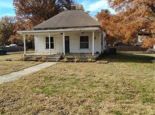 401 S Washington St, Weir, KS 66781