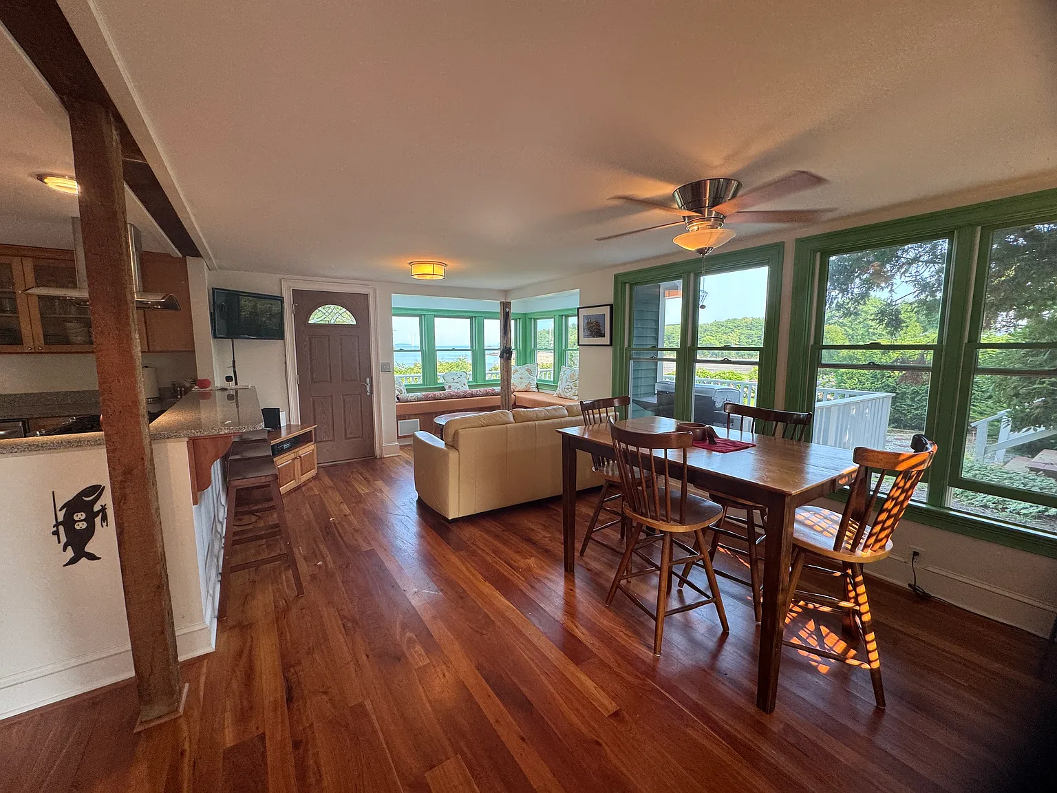 2 bed, $2,500 — Photo 3