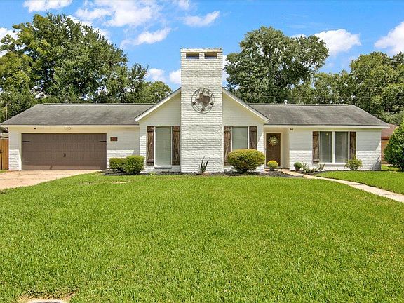 2nd image of 860 Stacewood Dr