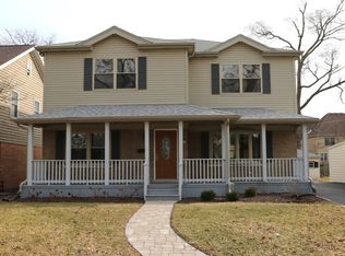 441 S Fairfield Ave, Elmhurst, IL 60126