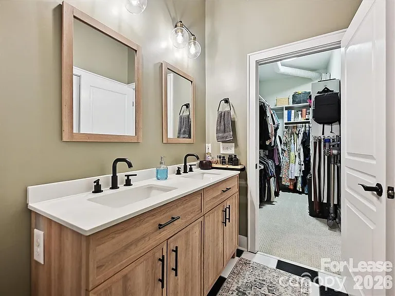 404 N Laurel Ave #11 — Photo 20