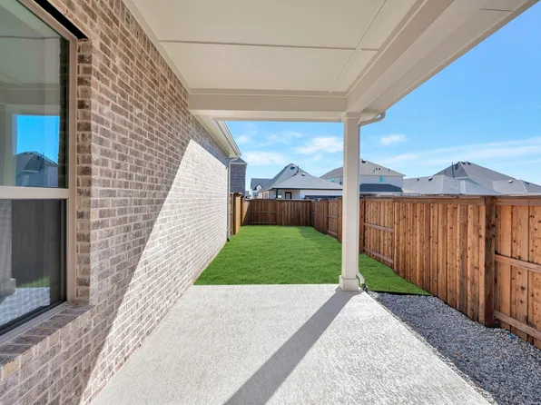 1857 Lightner Rd, Van Alstyne, TX 75495