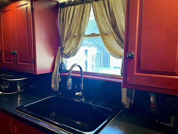 4th image of 3114 W Neilson Dr