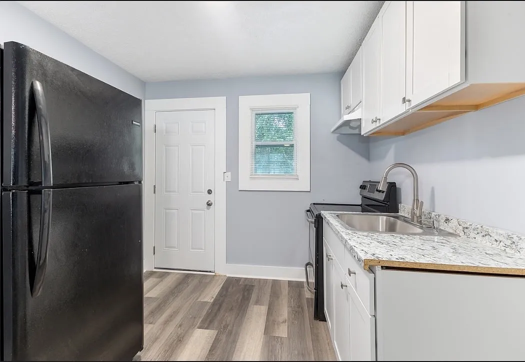 423 Mellon St - Apt. 7 — Photo 1
