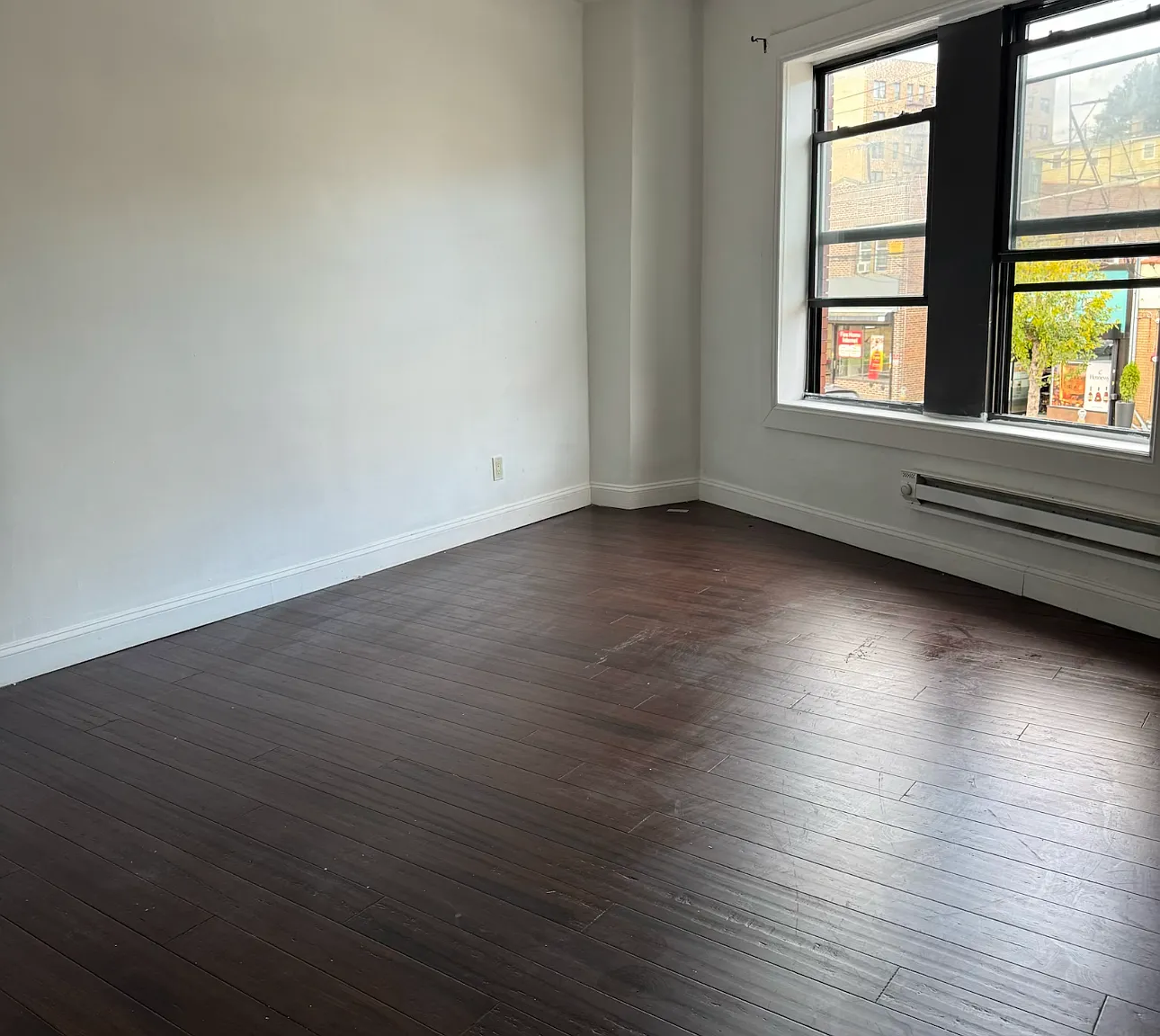 3 bed, $3,300 — Photo 2