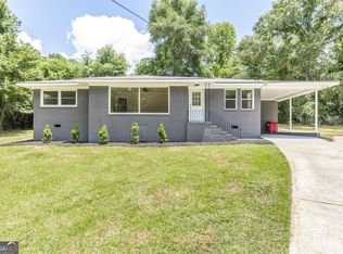 880 Winchester Cir, Macon, GA 31210