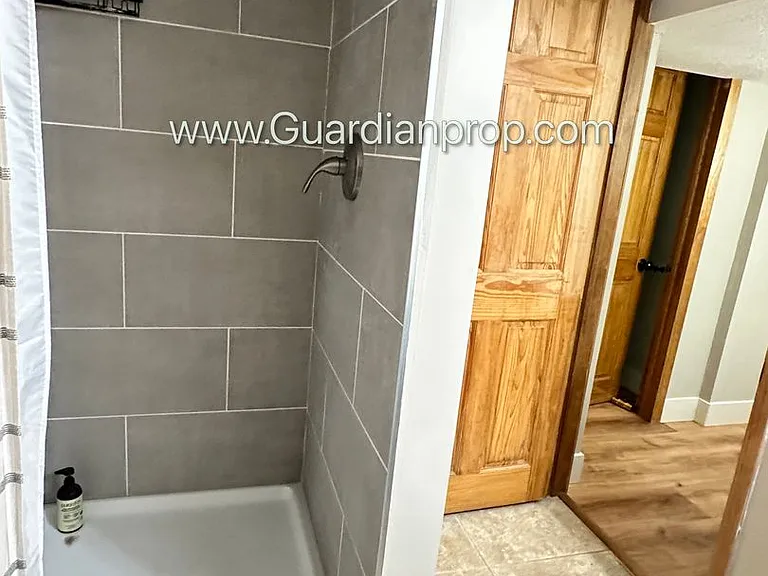 16720 Excelsior Blvd — Photo 12
