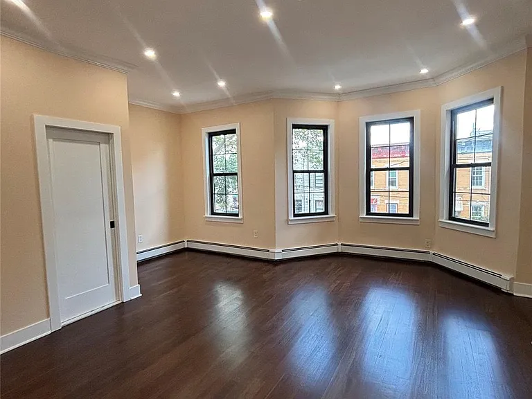 66 Grant Ave #2 — Photo 2