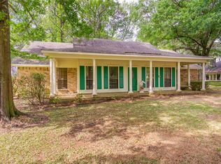 9910 Chase Island Dr, Shreveport, LA 71118