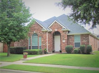 5613 Foxfire Ln, The Colony, TX 75056