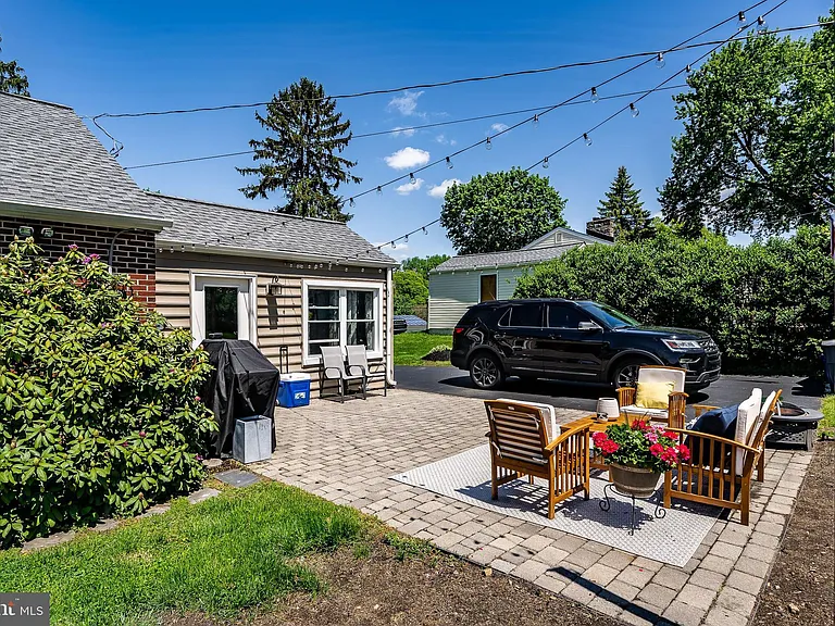 1538 Carmac Rd — Photo 27