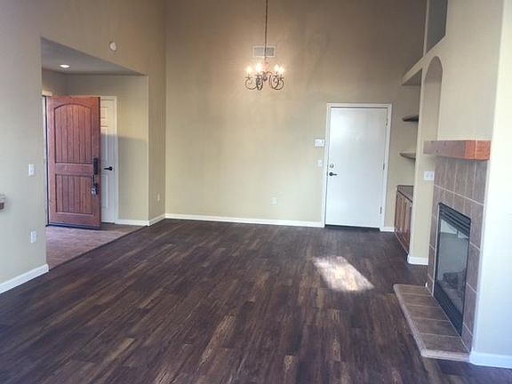5th image of 176 S Granada Dr