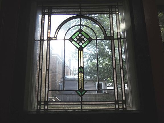 2nd image of 1427 Elgin Ave