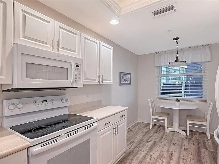 8750 Olde Hickory Ave #9109 — Photo 14