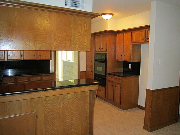 3rd image of 6701 Avenue B