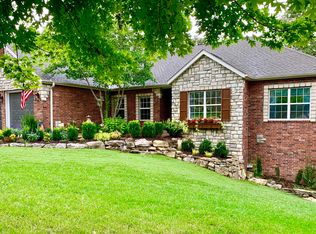 253 Country Bluff Dr, Branson, MO 65616