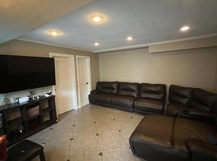 870 Tysens Ln #1, Staten Island, NY 10306