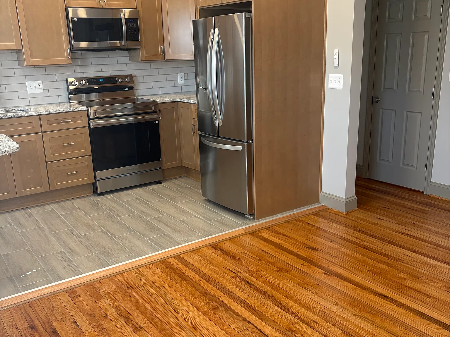 2 bed, 969 sqft, $2,850 — Photo 3
