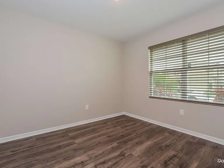 4182 Looking Glass Pl — Photo 10