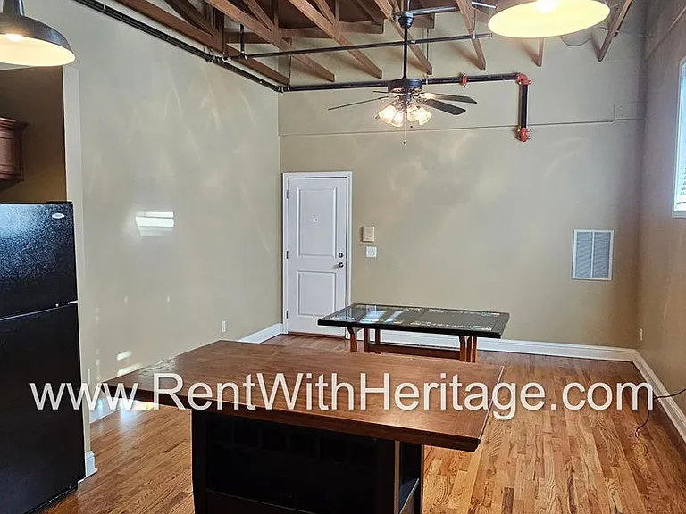 130 W Montgomery St #D — Photo 6
