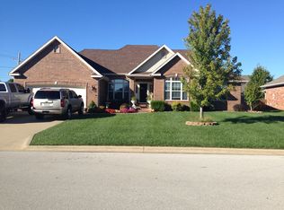 1109 E Charles St, Republic, MO 65738