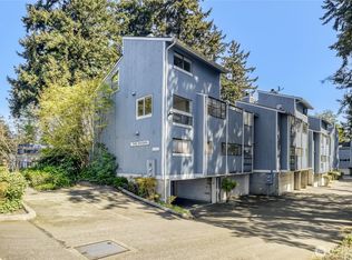 21021 76th Ave W APT 2, Edmonds, WA 98026