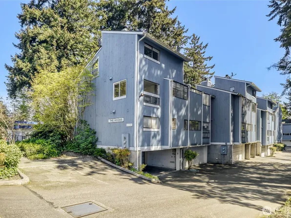 21021 76th Avenue W #2, Edmonds, WA 98026