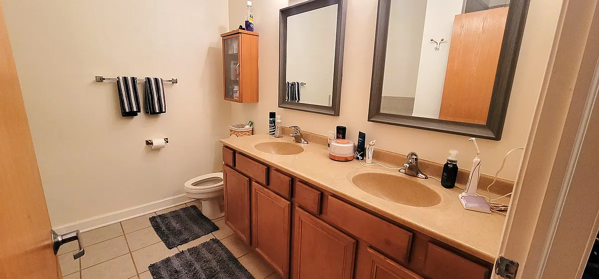 Building Photo - 221 E Cullerton St #410