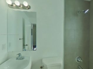 1541 NW 1st Pl APT 7, Miami, FL 33136