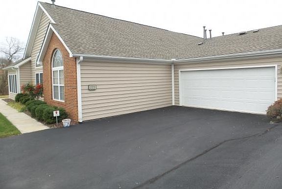 2nd image of 222 Avonlea Pl