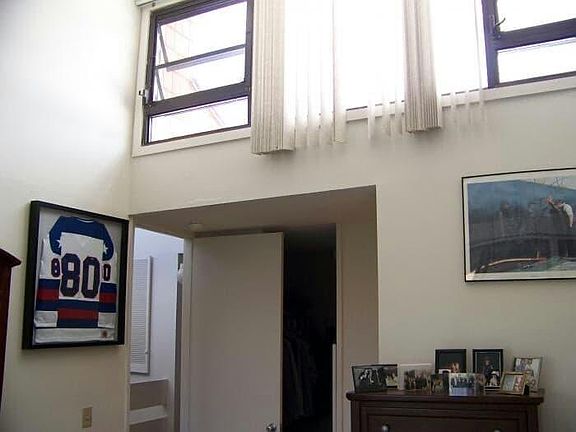 Master bedroom (high ceilings)