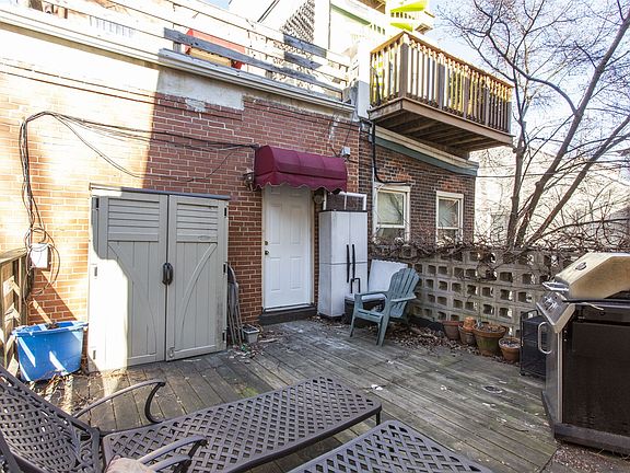 2122 Race St Unit 2.22.jpg