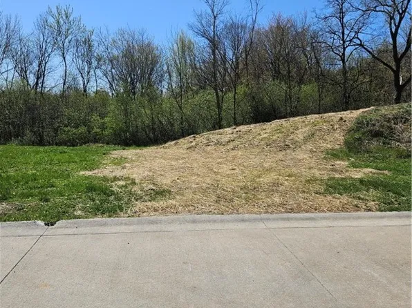 61 Hubbell Way, Bedford, OH 44146