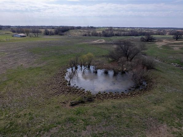 7 NE 770th Rd, Clinton, MO 64735
