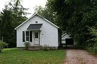 253 E 14th St photo 1