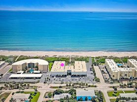 4800 Ocean Beach Blvd