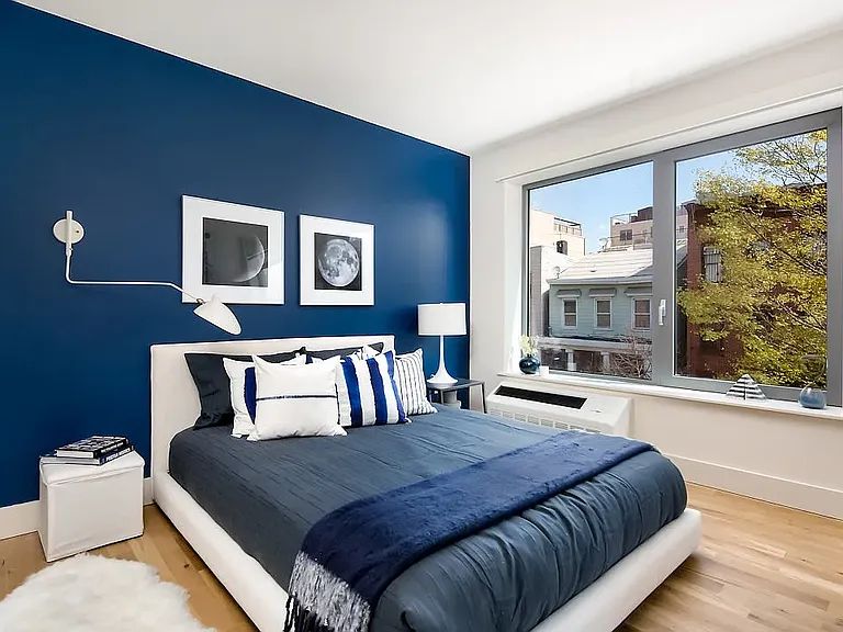 180 Franklin Ave #303 — Photo 9