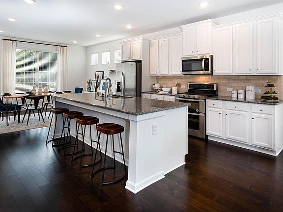 Carver Hills Somerset Kitchen