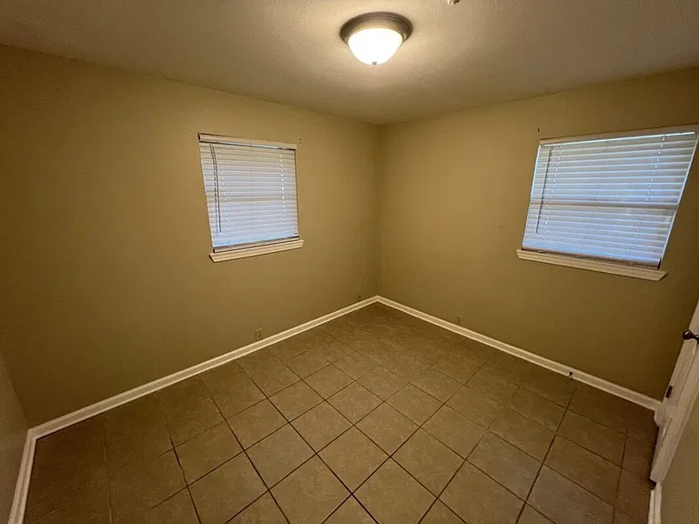 3280 Crestaire Dr — Photo 22