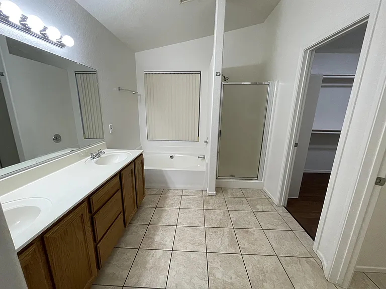 Palo Verde Homes - 6607 89th Ave — Photo 18
