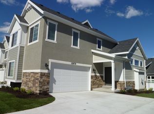 12679 S Stone Heights Dr, Riverton, UT 84065