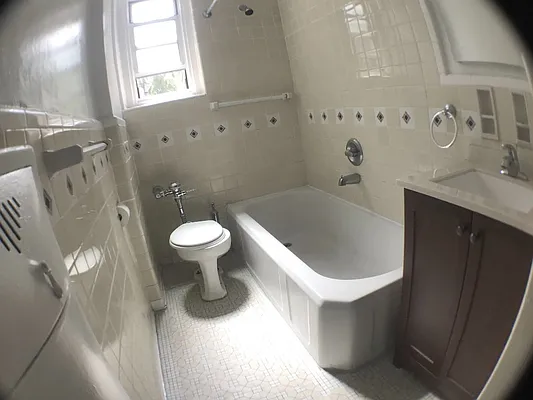 Rented by Axxess Realty Group | media 28