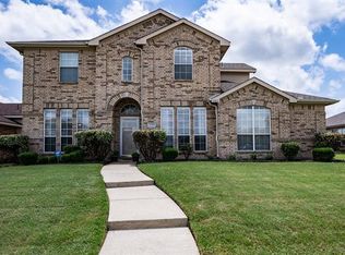 3322 Lochwood Dr, Mesquite, TX 75181