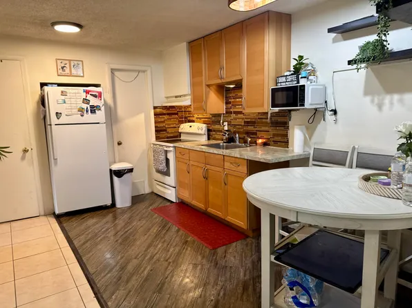 239 Morningside Avenue image 7 of 18