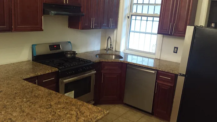 Rented by Urban Realty NYC | media 9