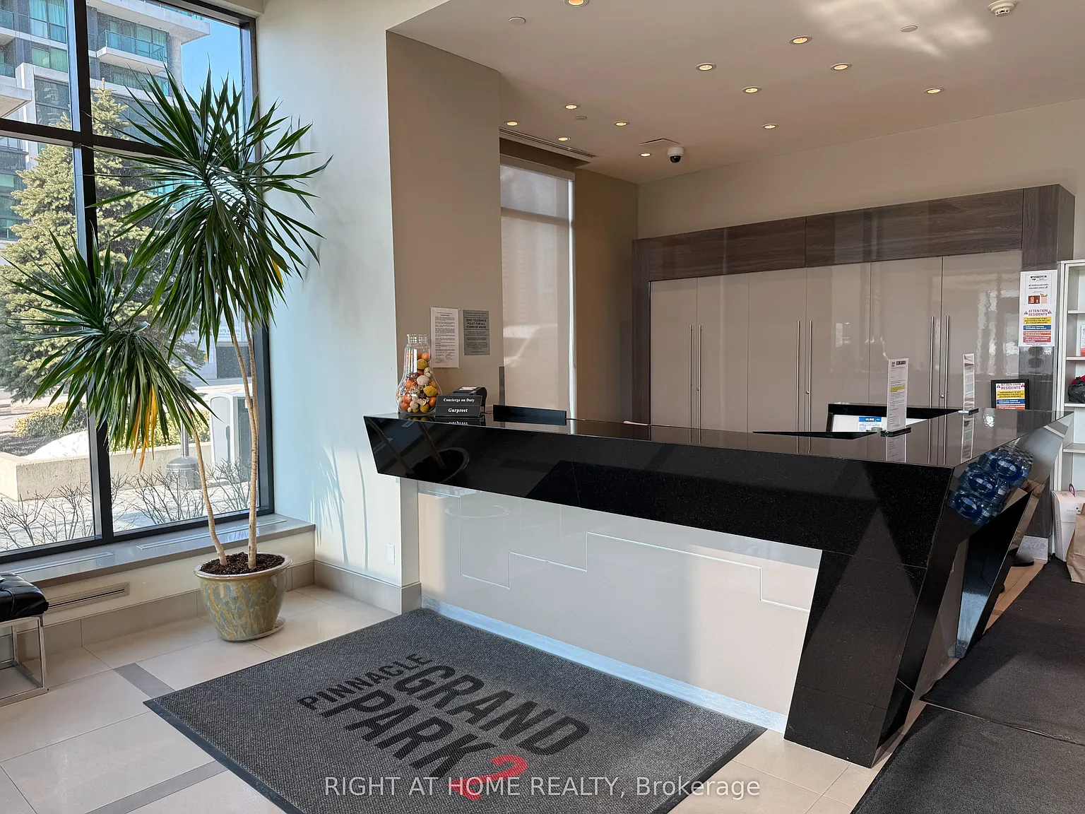 2 bed, $2,975 — Photo 3