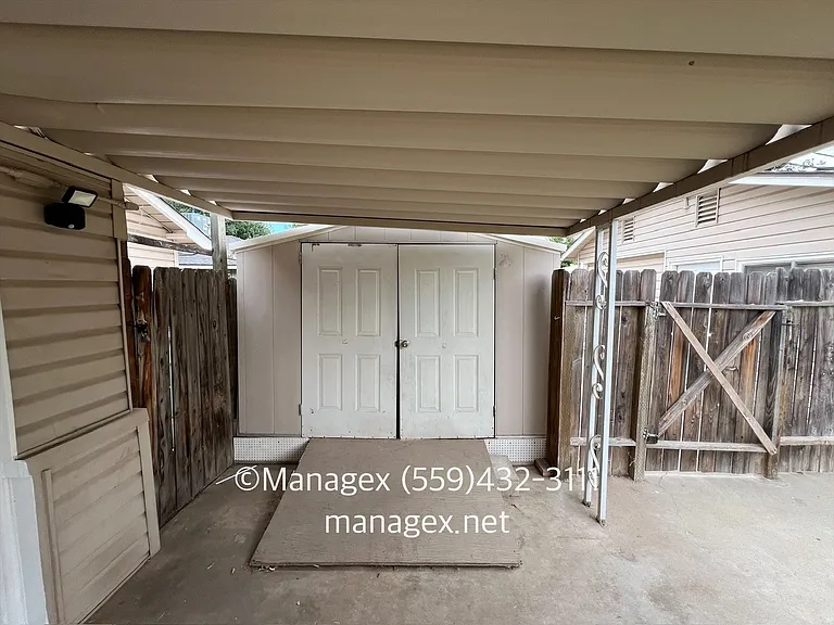 1011 3rd St — Photo 6