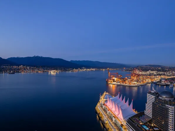 1011 Cordova St W #4501, Vancouver, BC V6C 0B2