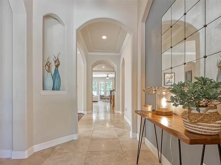 210 Hearthshire Cir — Photo 8