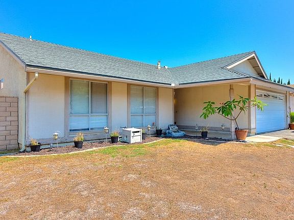 2nd image of 4018 Bayberry Dr